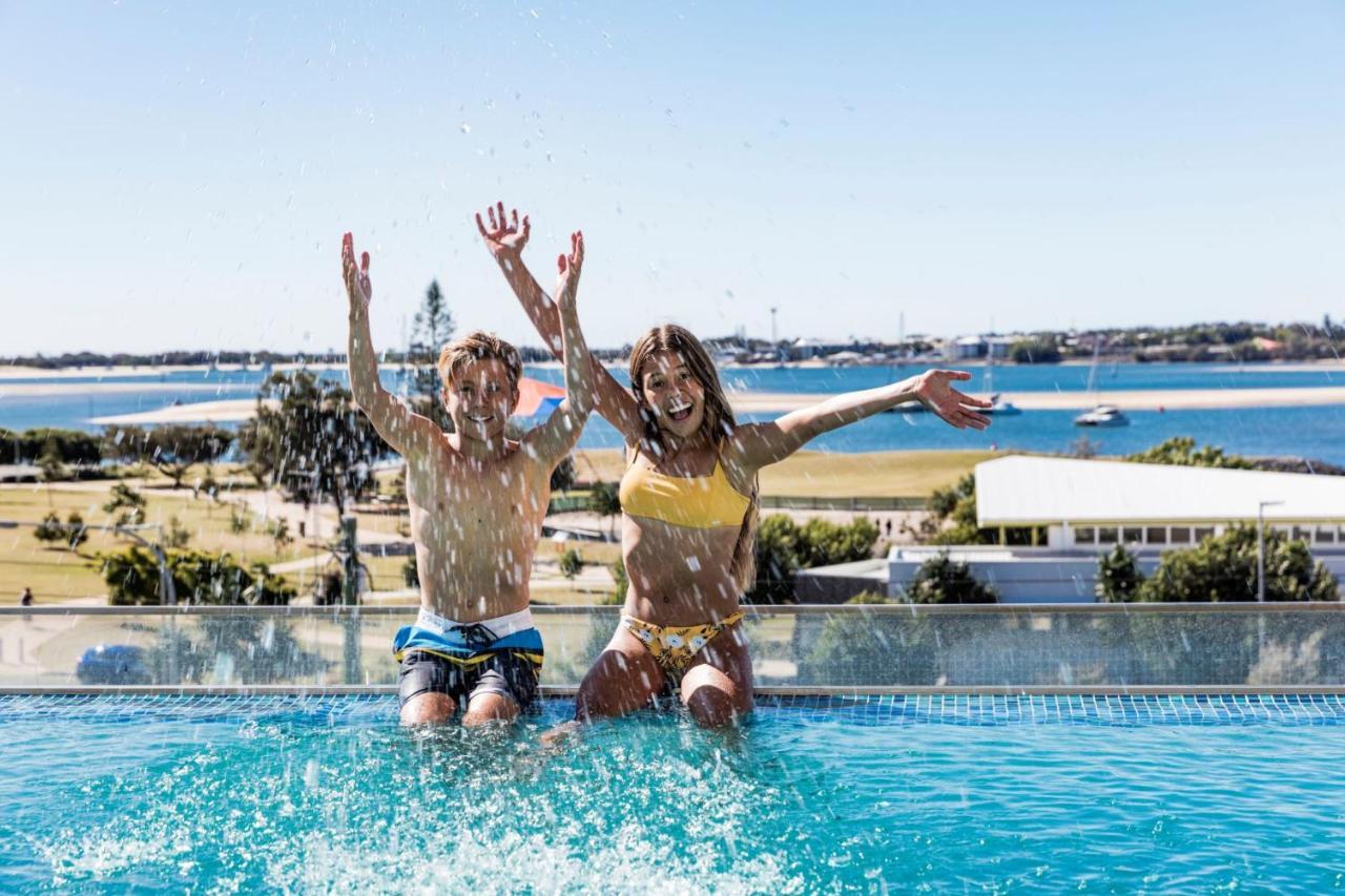 Southport Sky Broadwater Apartments מראה חיצוני תמונה